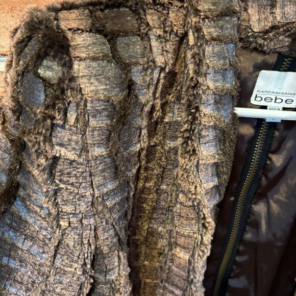 Bebe Kardashian Crocodile-Textured Brown Jacket W/Zipper Accents Sz M - Picture 4 of 9